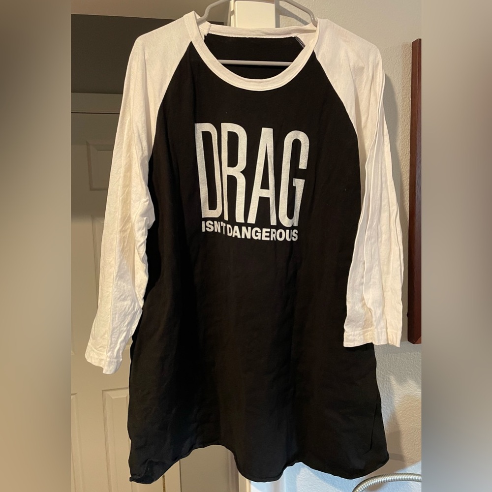 Black and White Graphic cotton Raglan Shirt | XXL